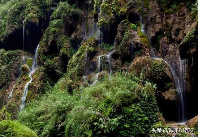 春节灯饰挂起来